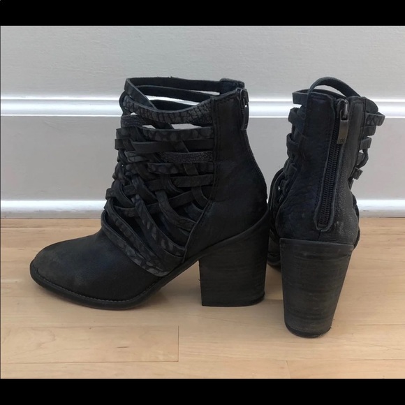 Black Free People Carrara Ankle Boots.  Sz:  5.5. - Picture 8 of 10